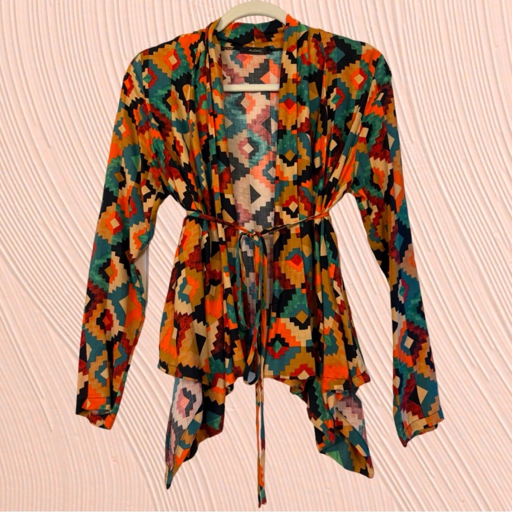 Super cute geometric blazer